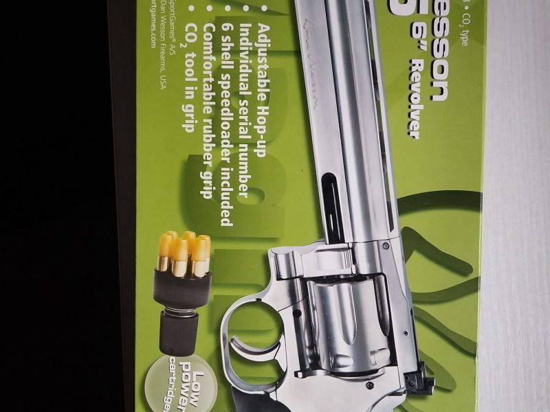 Dan Wesson 715 Revolver