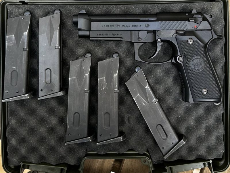 Tokyo Marui M9A1 Beretta + 5 cargadores Marui