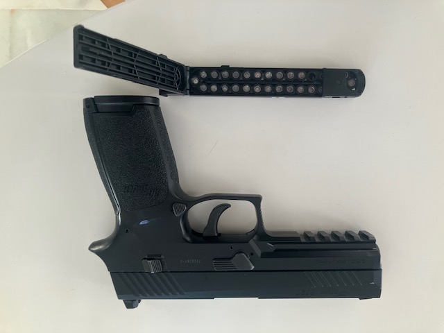 replica calibre .77 de co2 sig souer p320