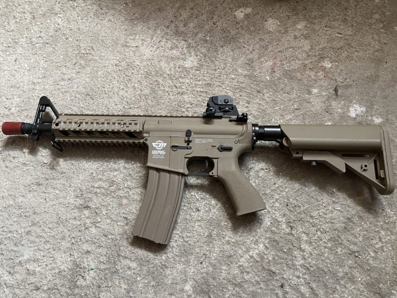 Réplica G&G tres partidas de uso.