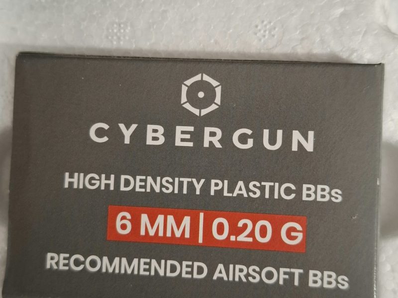 Pistola Cybergun PT92