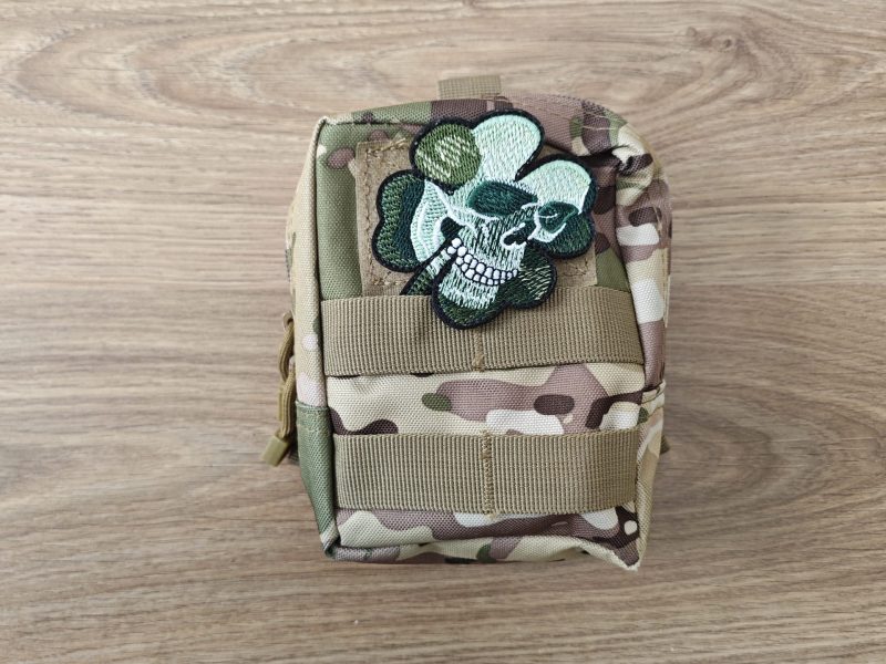 Chaleco táctico y pouches