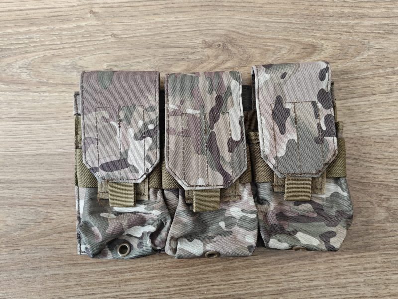 Chaleco táctico y pouches