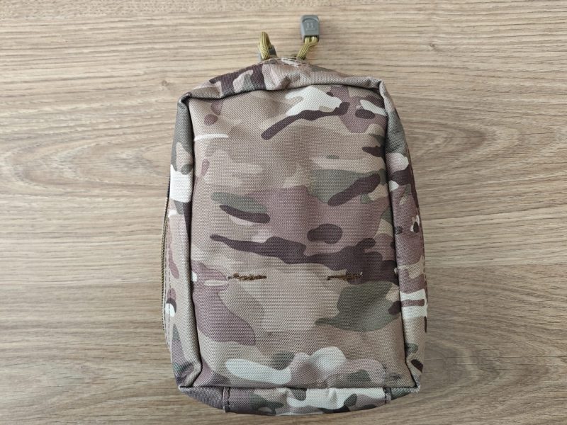 Chaleco táctico y pouches