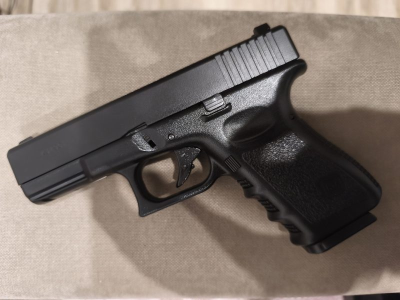 KP19 & Hi capa 5.1 KJW