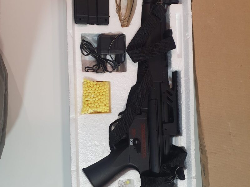 Vendo 3 replicas exactas de airsoft