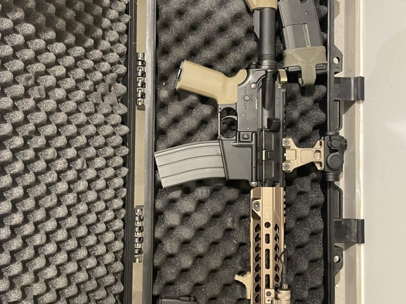 Tokyo Marui M4 MWS GBBR MK18 Style + 5 Magazines + Vector Optics + Case
