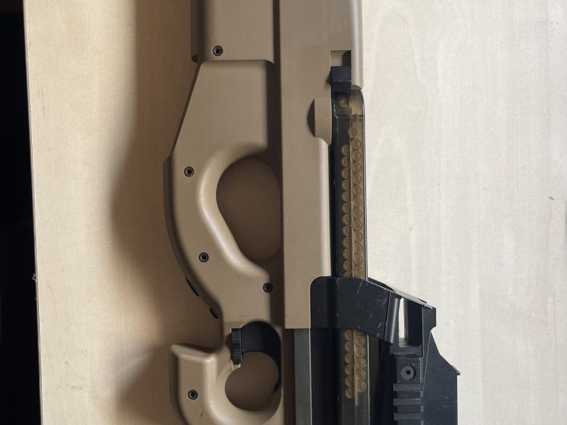 P90