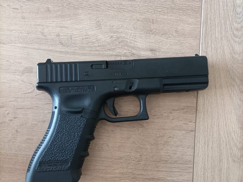 Se vende Glock 22