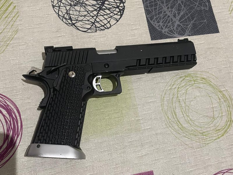 Pistola Hi-Capa KJ Works KP-06 Full Metal Negra/Plata