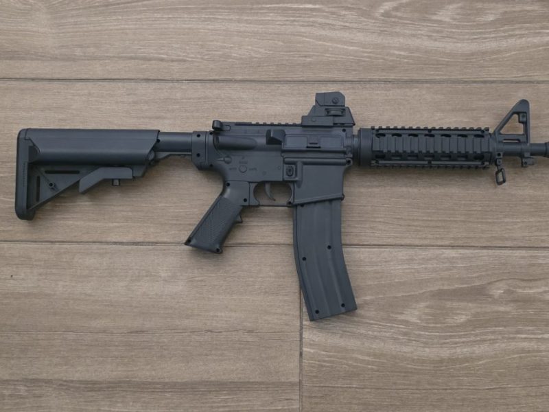 Airsoft m4 de muelle