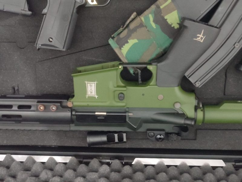 Pack Airsoft Premium: Saigo Defense Bushido + Pistola Hi-Capa + Maleta Rígida (casi nuevo)