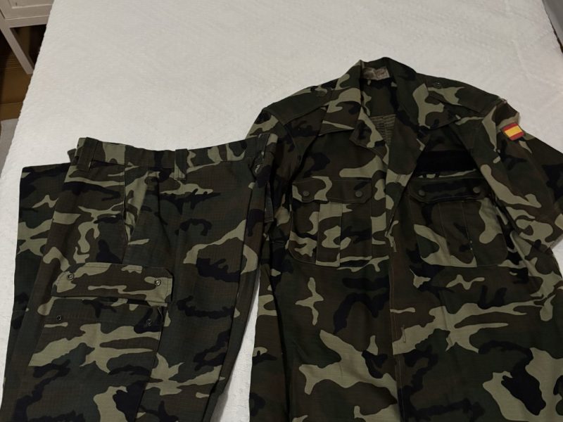 Uniforme ET