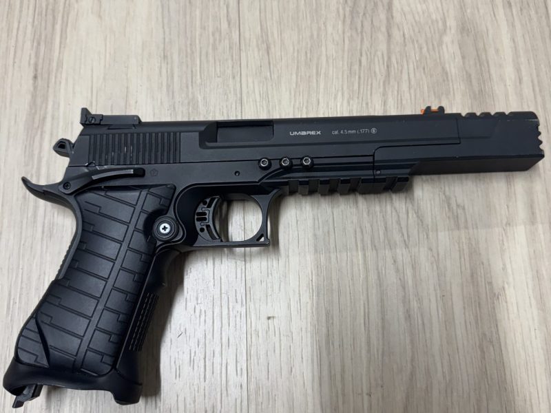 PISTOLA DE AIRE COMPRIMIDO UMAREX ACEGUN 4,4mm