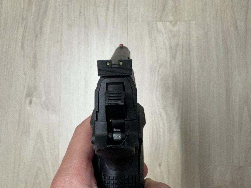 PISTOLA DE AIRE COMPRIMIDO UMAREX ACEGUN 4,4mm