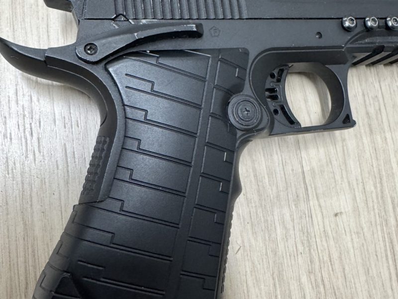 PISTOLA DE AIRE COMPRIMIDO UMAREX ACEGUN 4,4mm