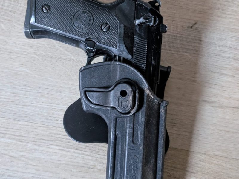 Pistola Beretta M9