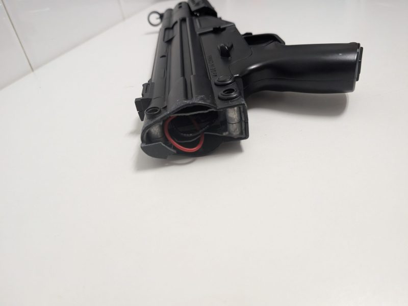 Réplica Airsoft eléctrica para reparar o piezas