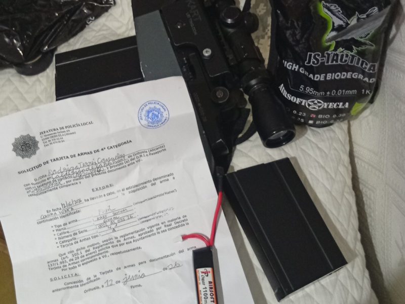 A la venta el M14K Socom en 70€ precio a negociar con todo en regla, perfecta para ugradear tanto por fuera como por dentro y ya en manos de un experto hacerle mil y una virguerías, venta en mano en Orihuela ciudad, mi número de contacto 698258760