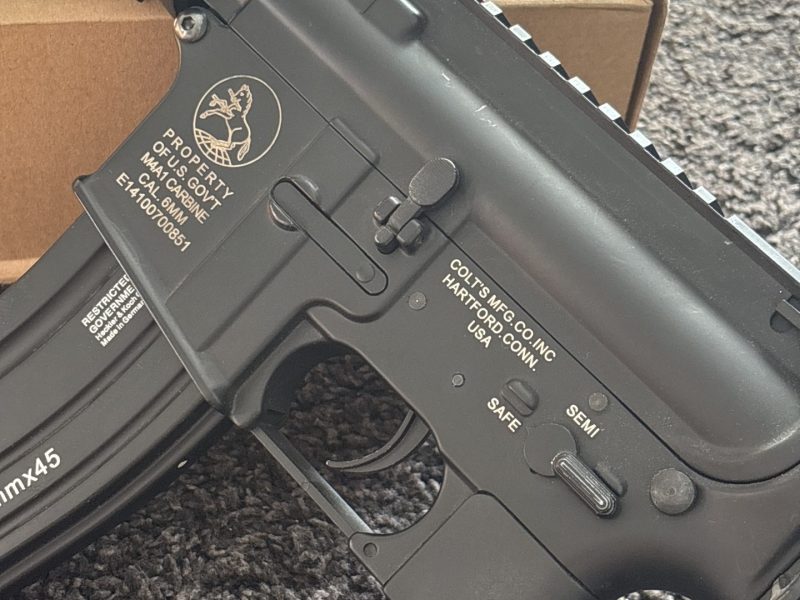 Réplica Airsoft M4-A1 CQBR Colt (Full Metal + Upgrades)