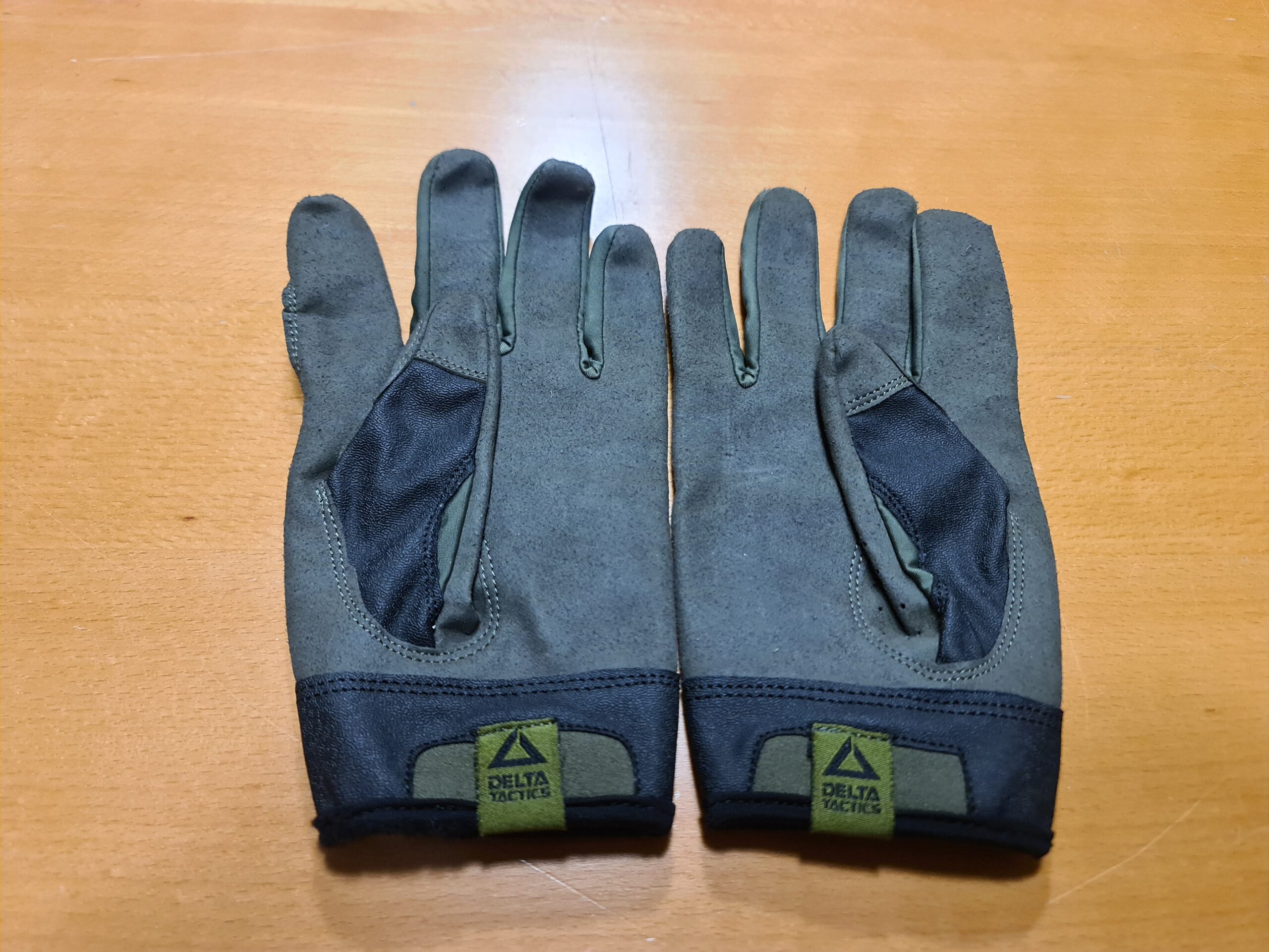 Guantes tacticos Boscoso Español