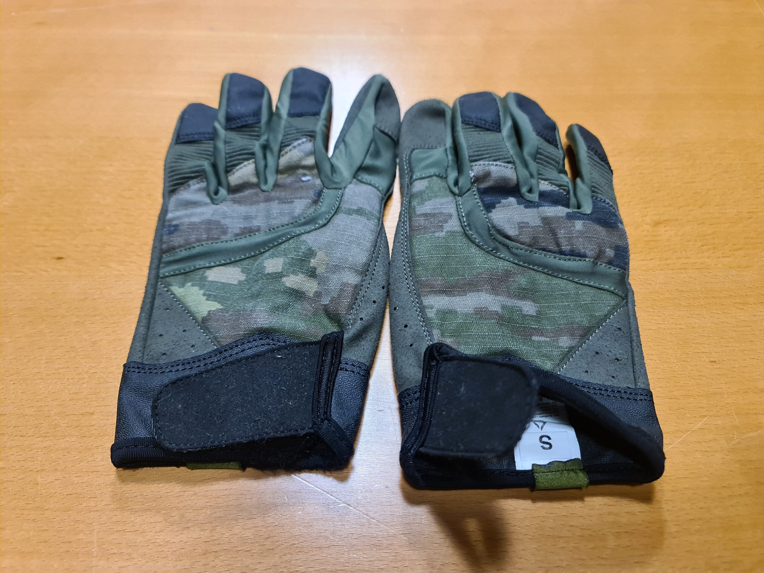Guantes tacticos Boscoso Español