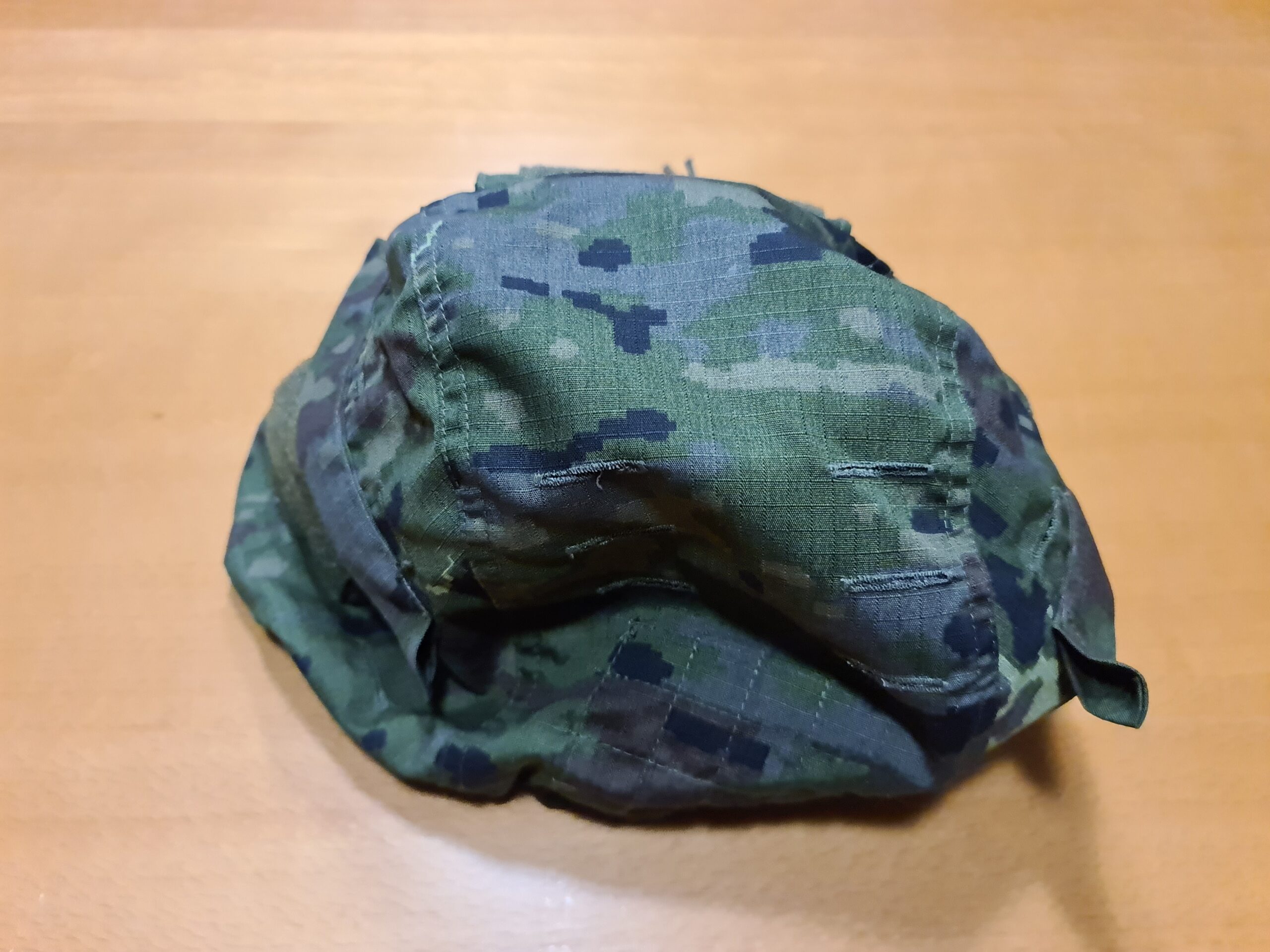 Casco Militar RATNIK, Funda Boscoso Pixelado