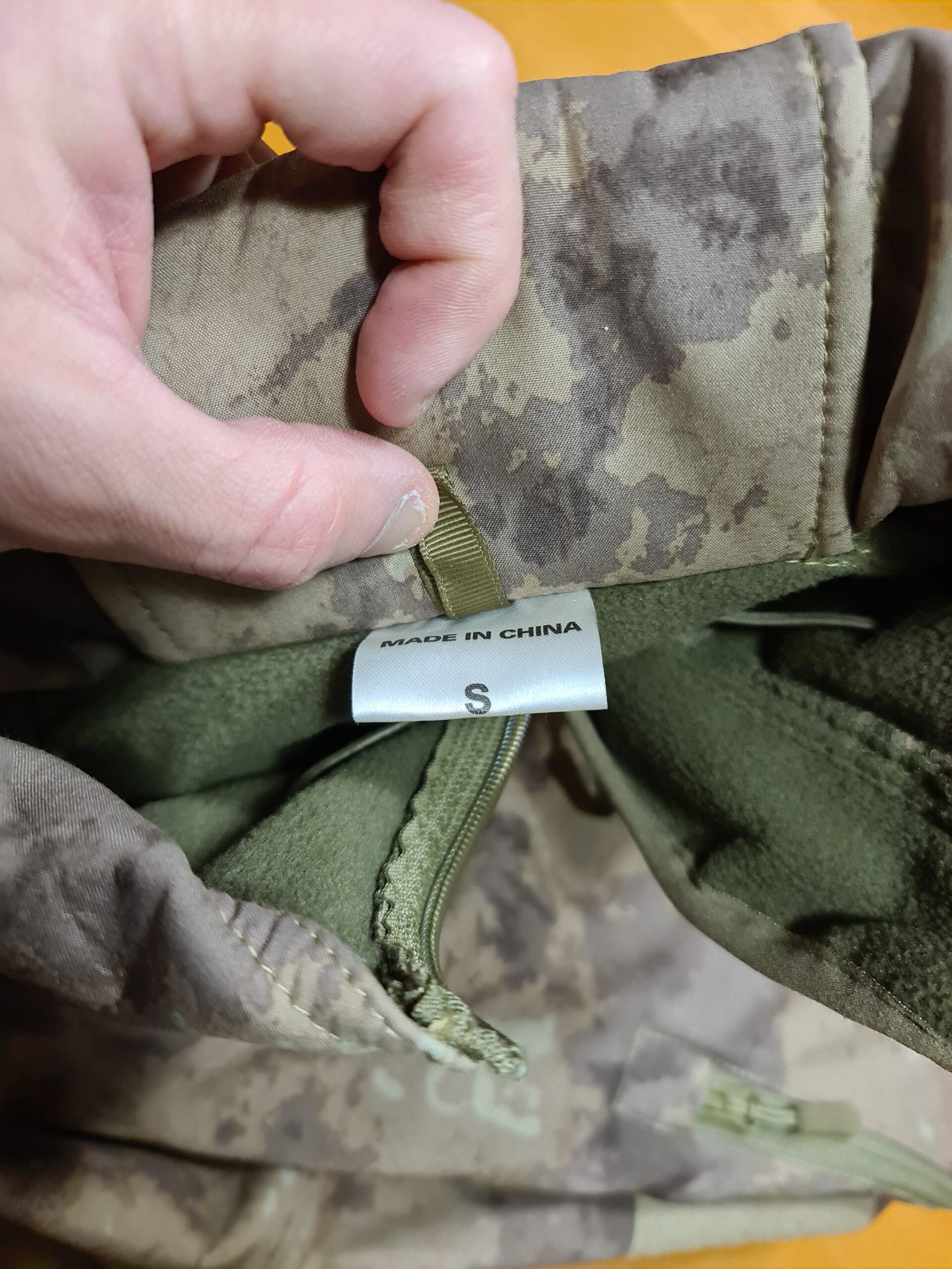 Chaqueta tactica camuflaje ATACS FG, talla S