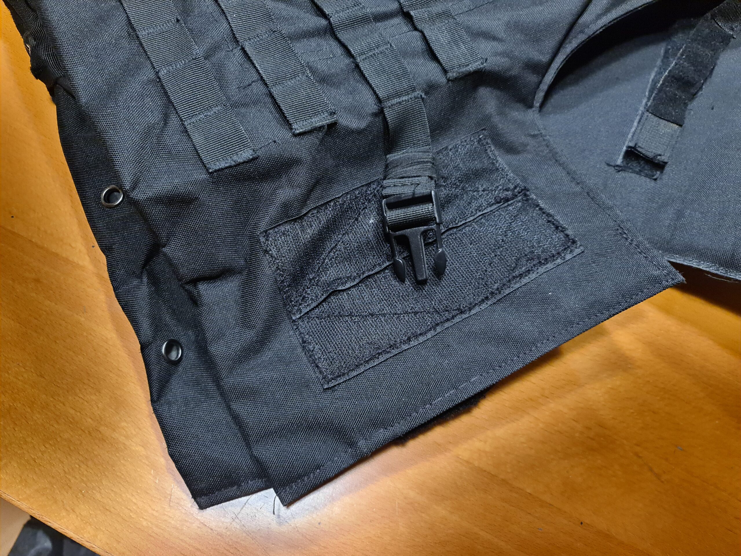 Chaleco tactico OTV completo y funda con cuchillo