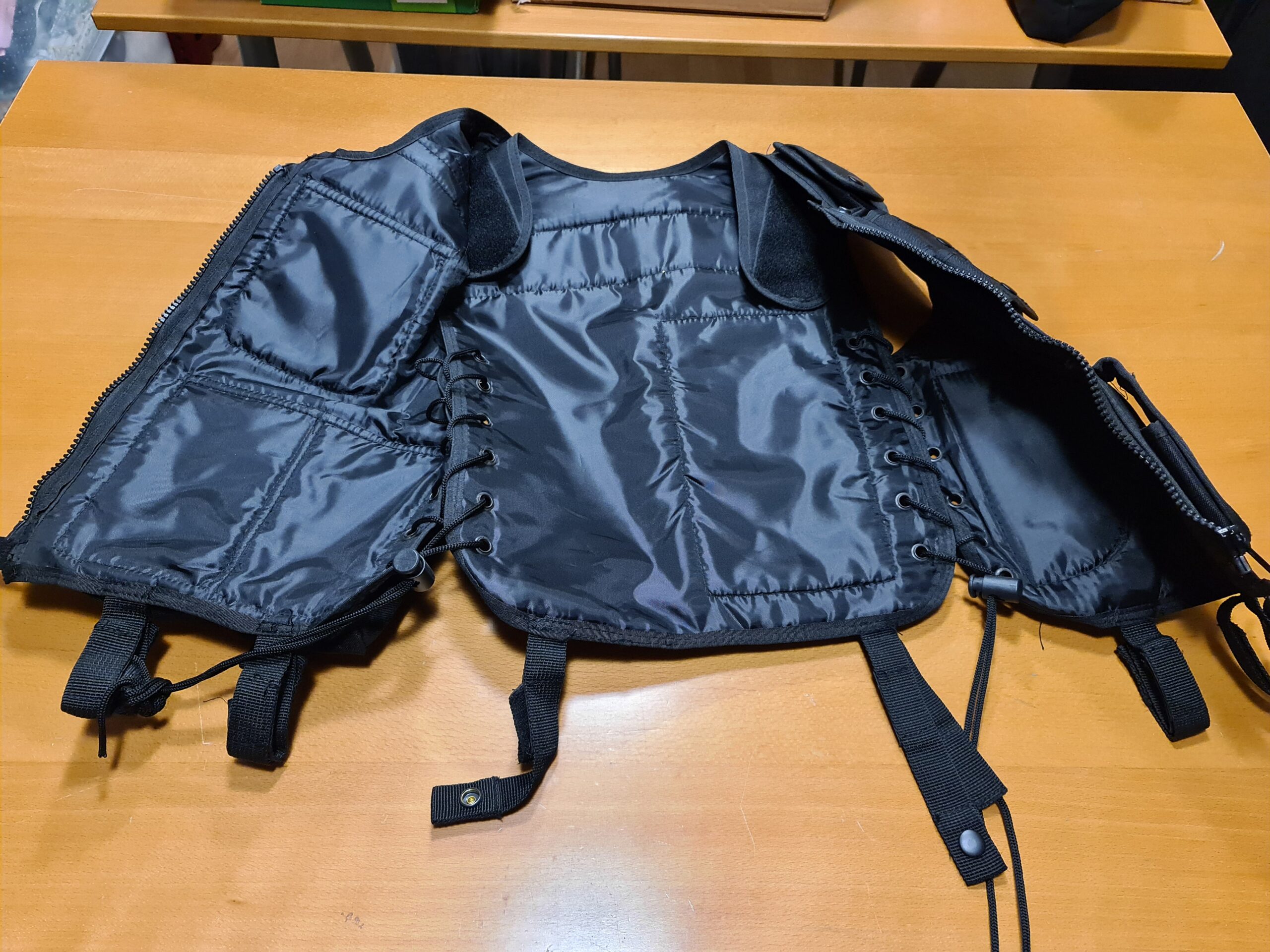 Chaleco Táctico Negro Multibolsillos