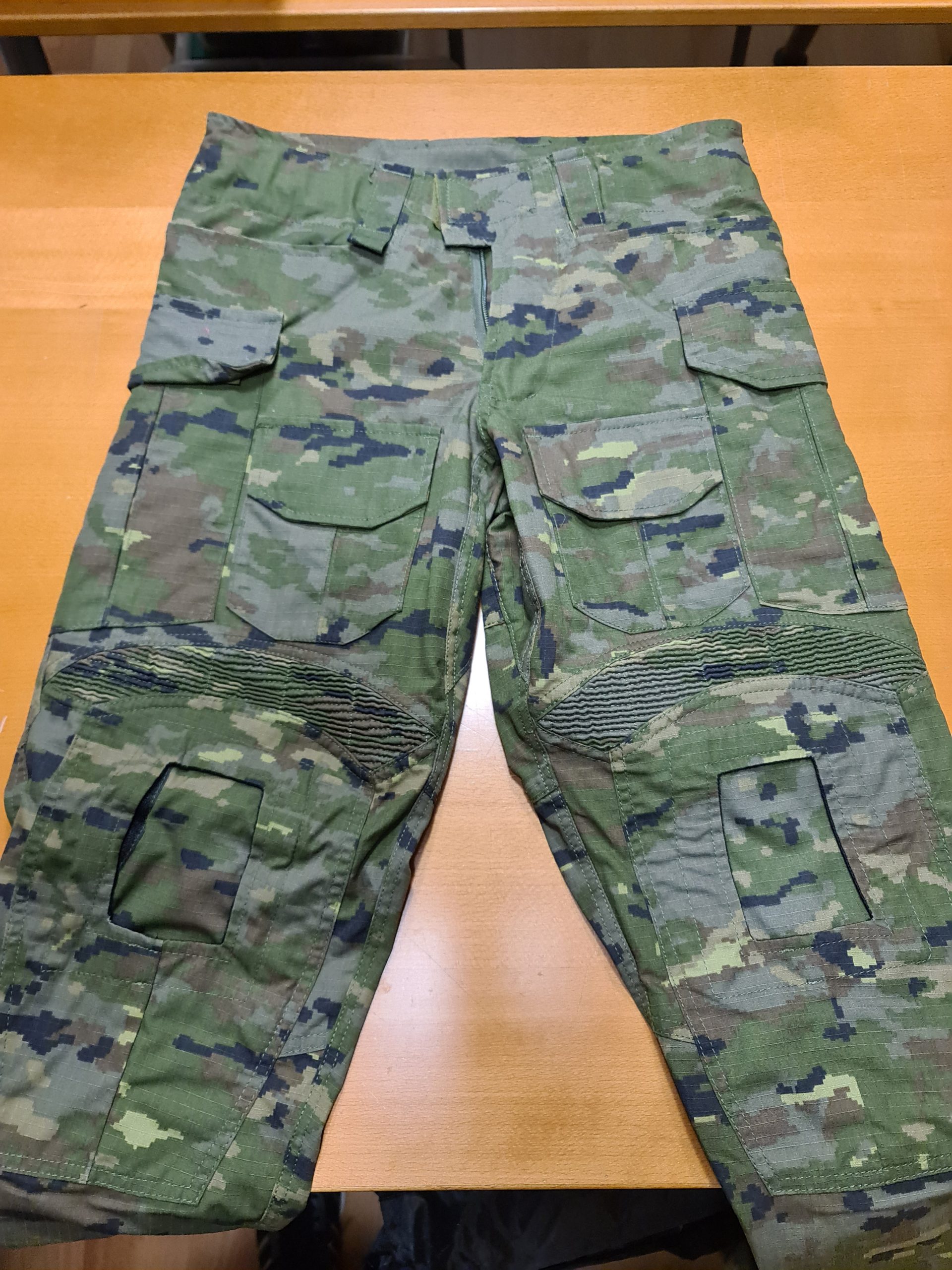 Uniforme de combate Boscoso Español