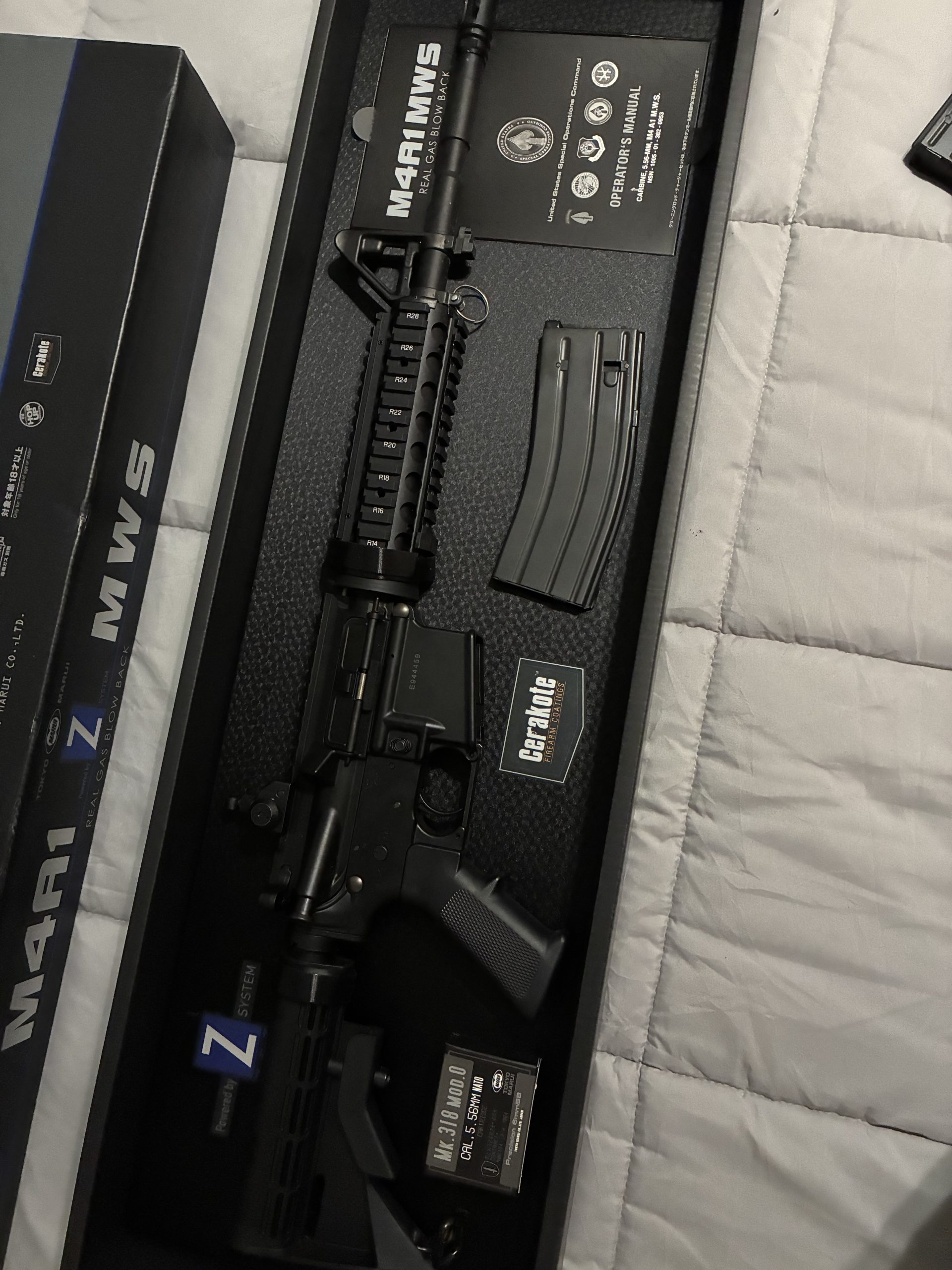 TOKYO MARUI MWS M4 GBBR + 2 CARGADORES