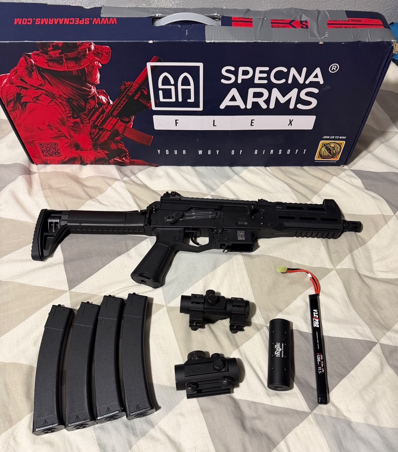 SPECNA ARMS SA-J20 FLEX con Upgrades + cosas