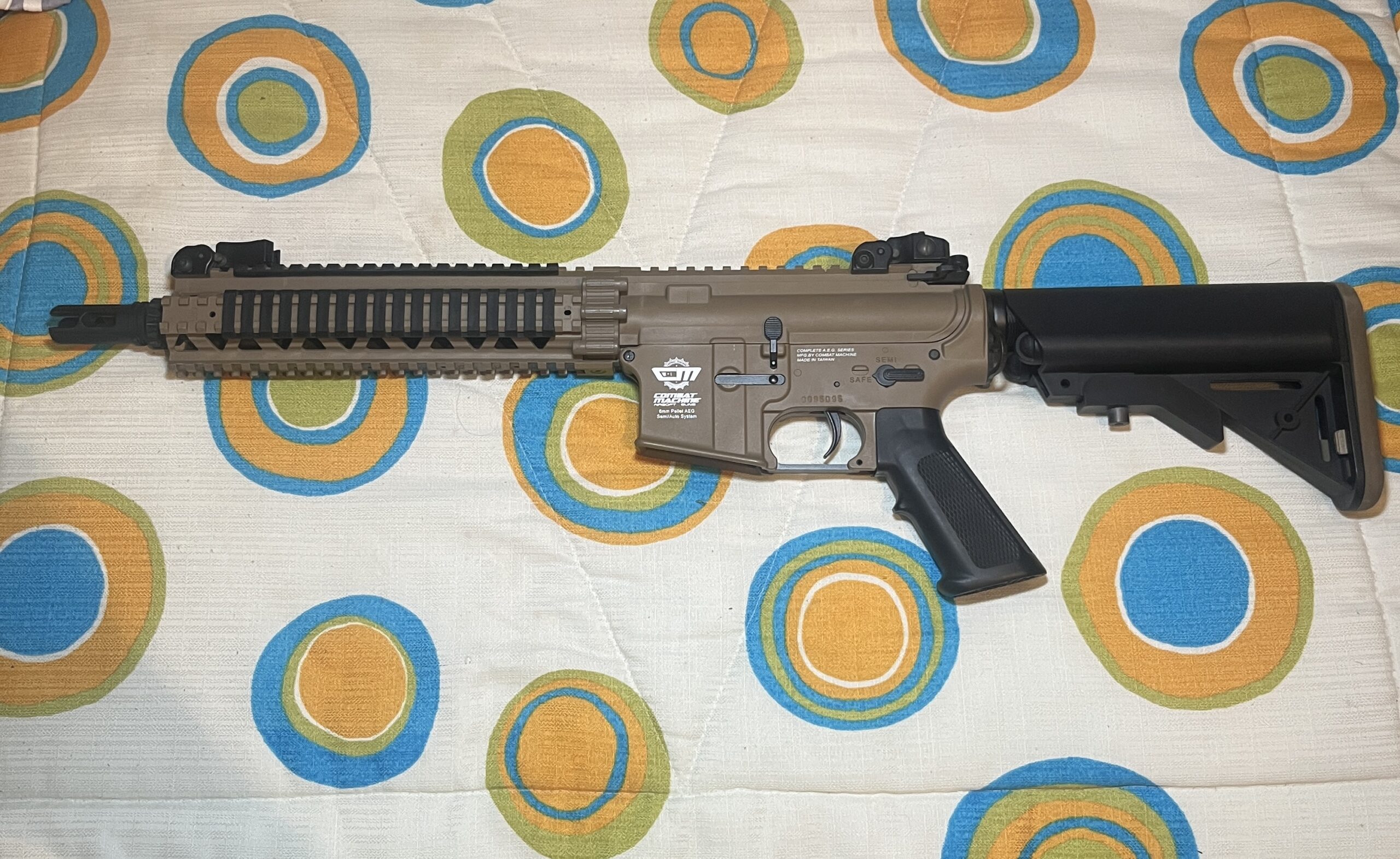 ​G&G CM18 MOD1 DST + Batería LiPo y Caja Original