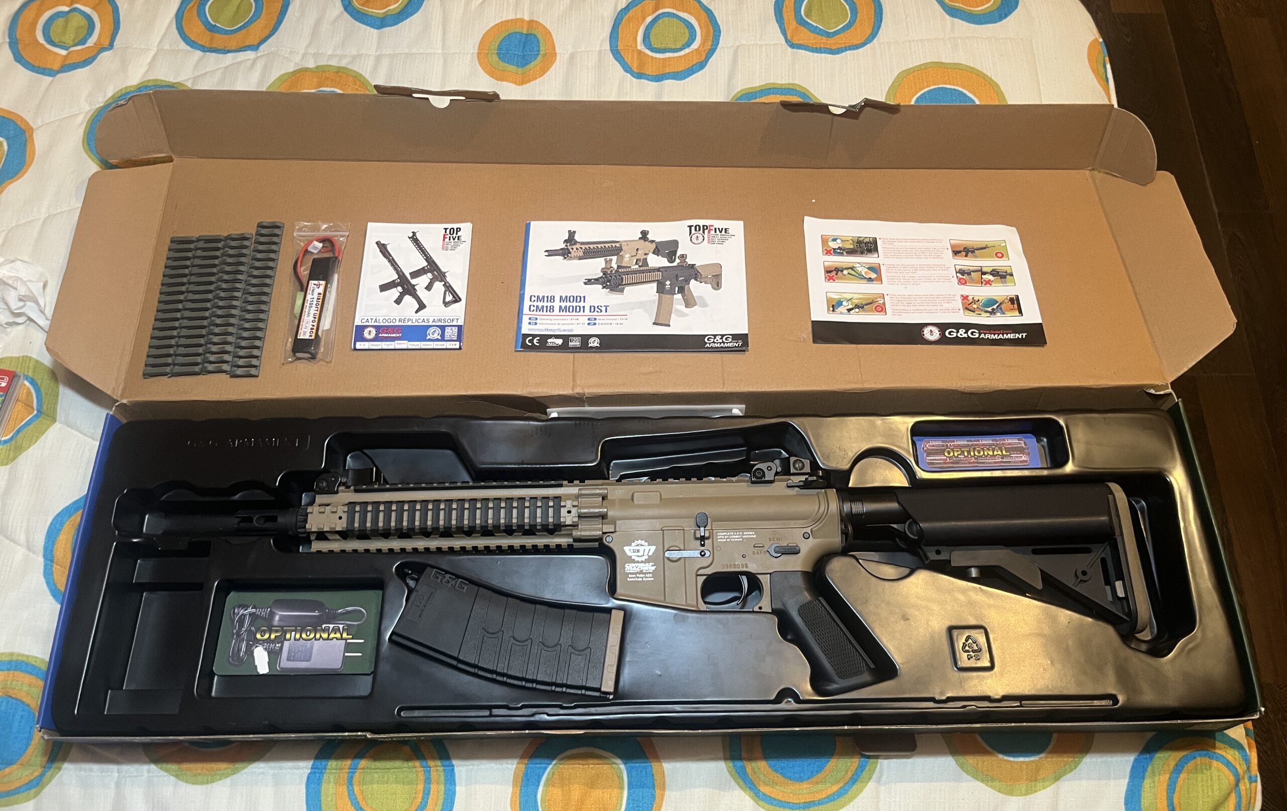 ​G&G CM18 MOD1 DST + Batería LiPo y Caja Original