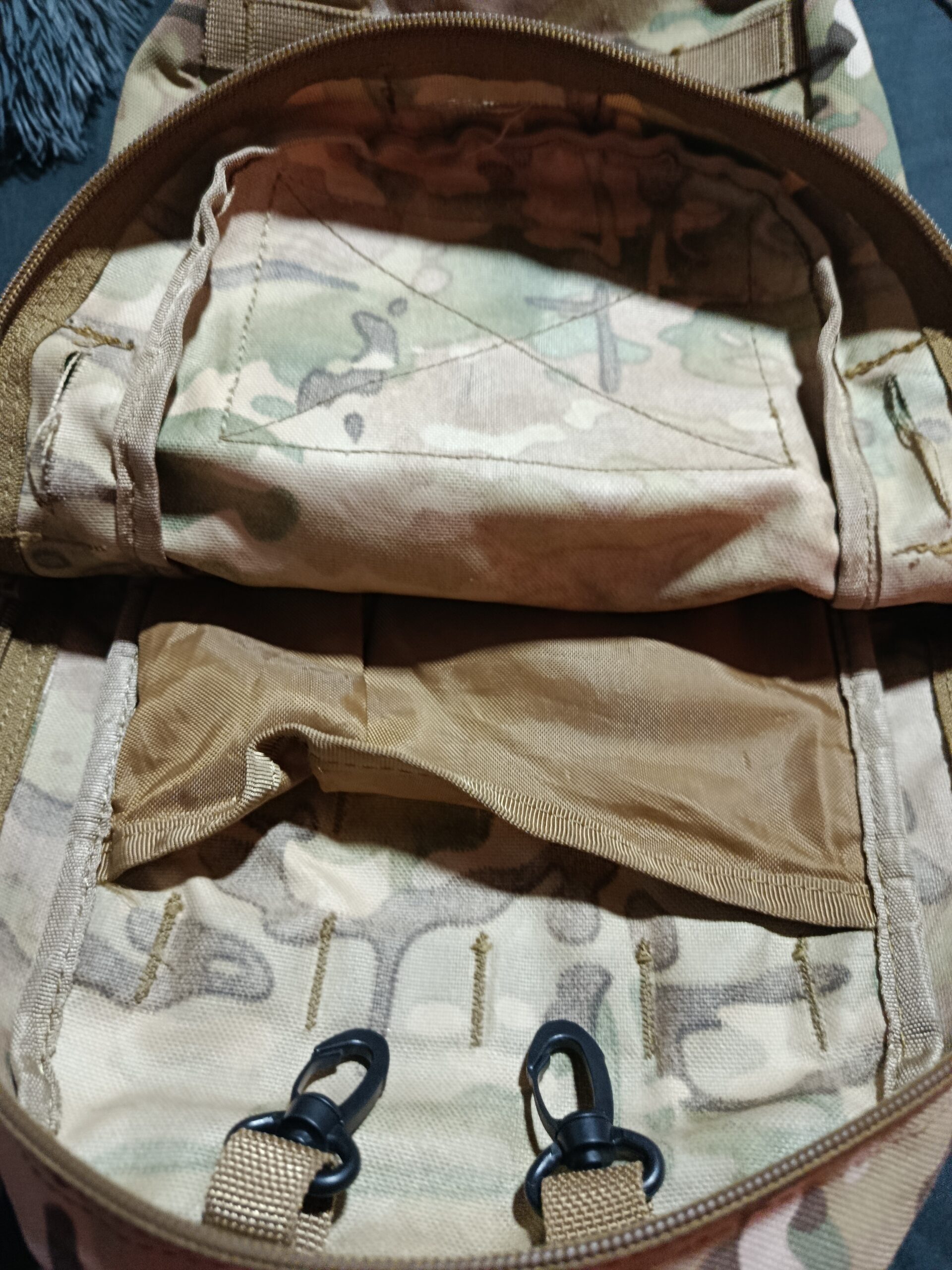 Mochila hidratación multicam