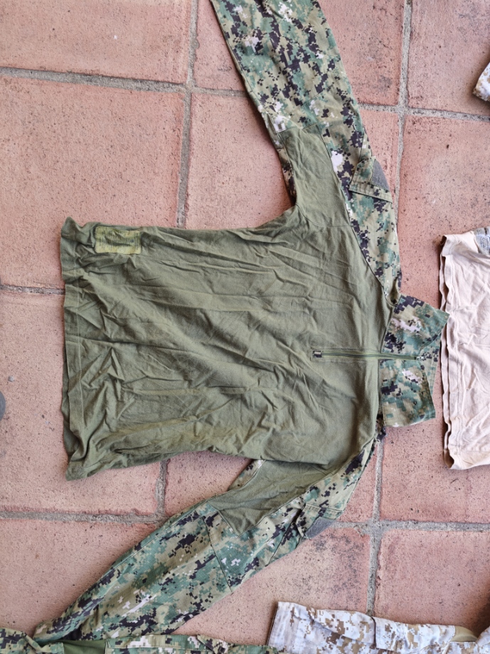 ROPA AOR 1 I AOR 2 talla M