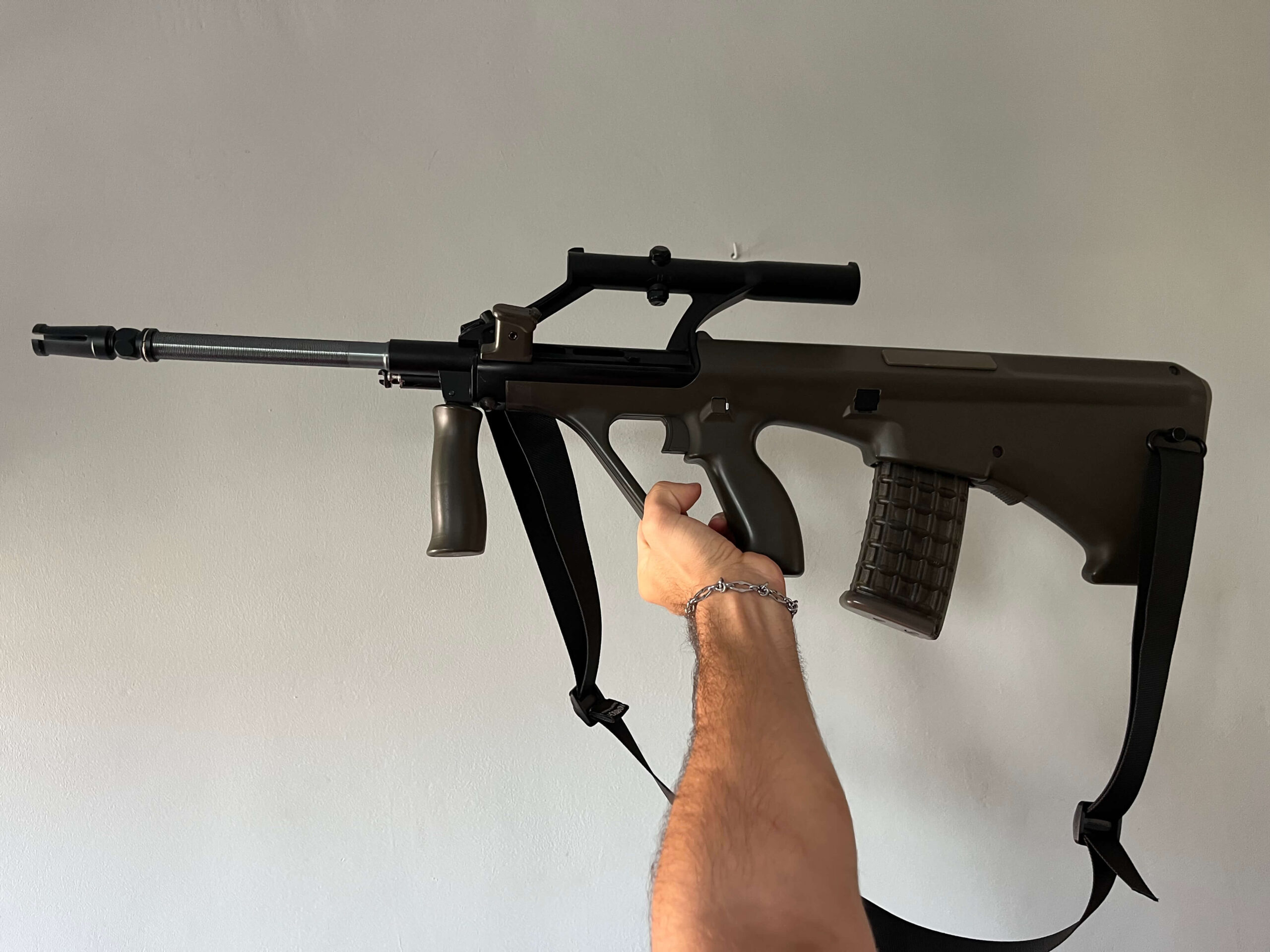 Novritsch SSR77 A1 (Steyr AUG A1) + accesorios