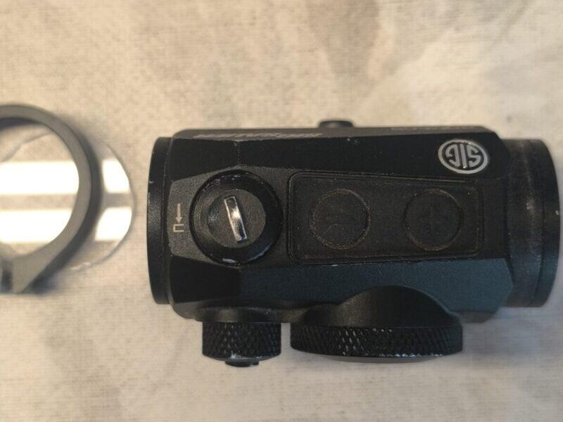 Red dot Romeo 5