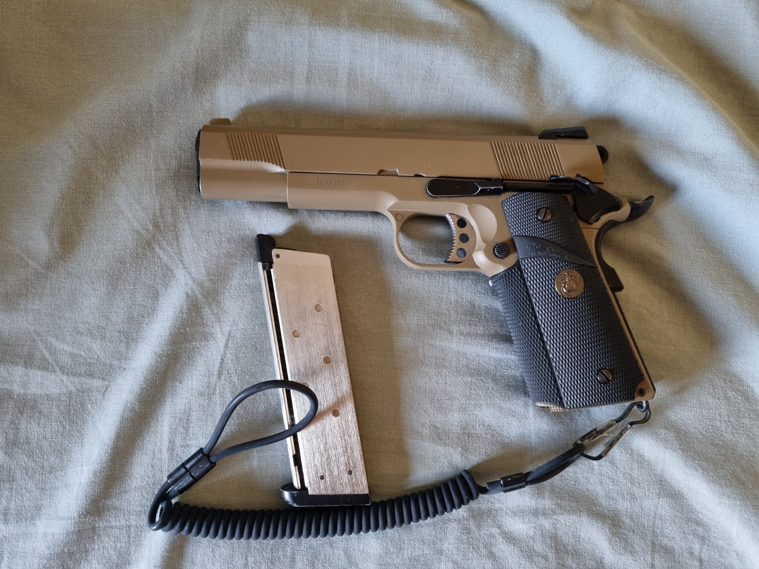 M4 Upgradeada y M1911 color Tan