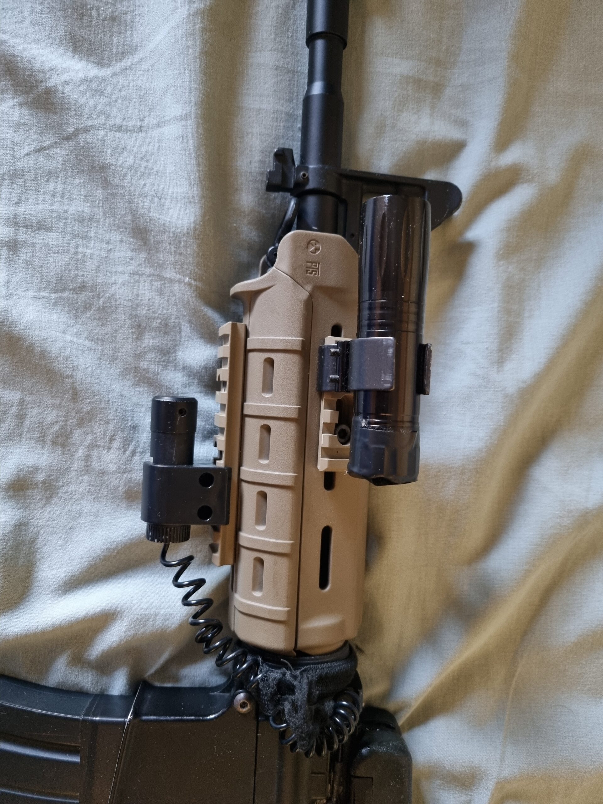 M4 Upgradeada y M1911 color Tan