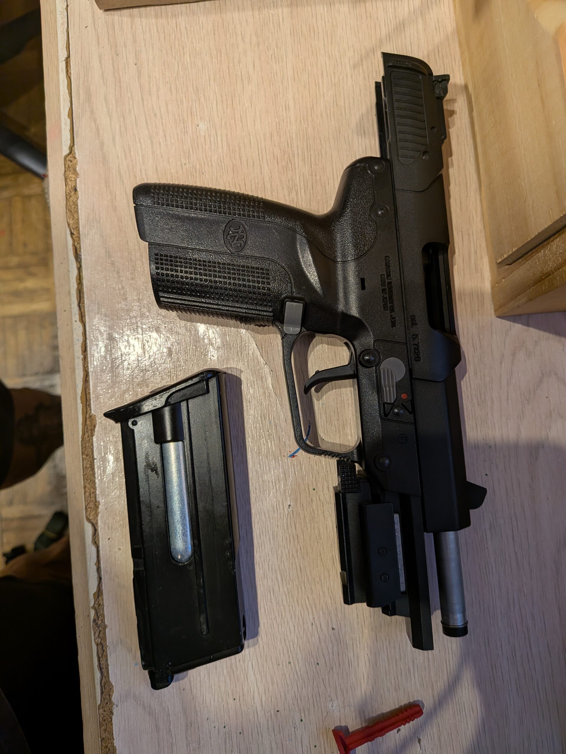Five seven de marusin